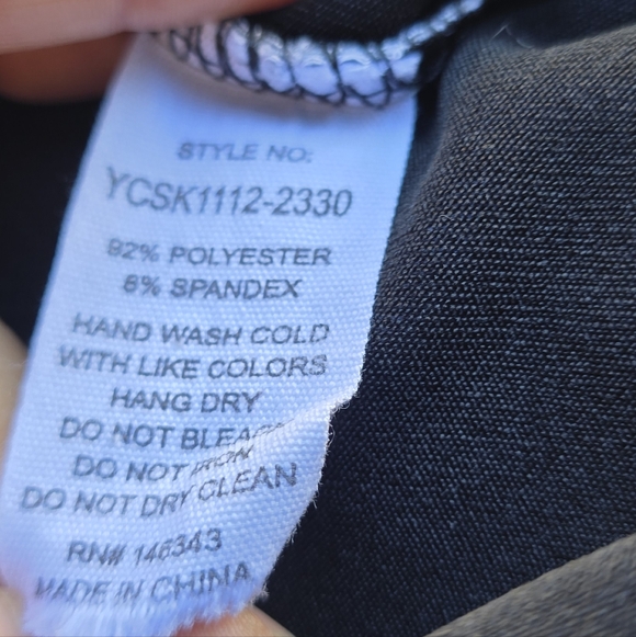 Classic Gray Plaid Pleated Skirt. New Without Tags. - Picture 6 of 7